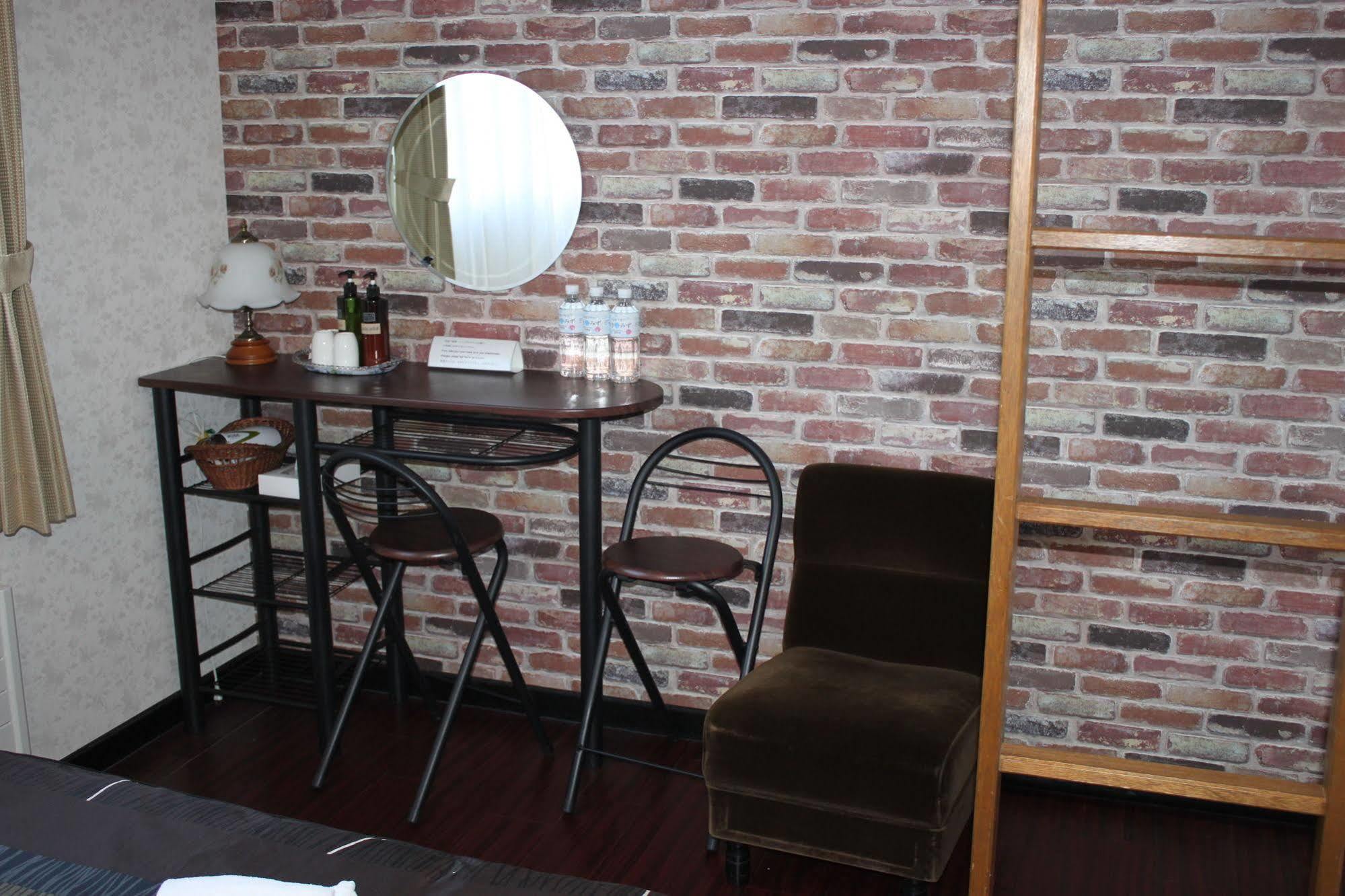 petit hotel MELON Nakafurano Extérieur photo